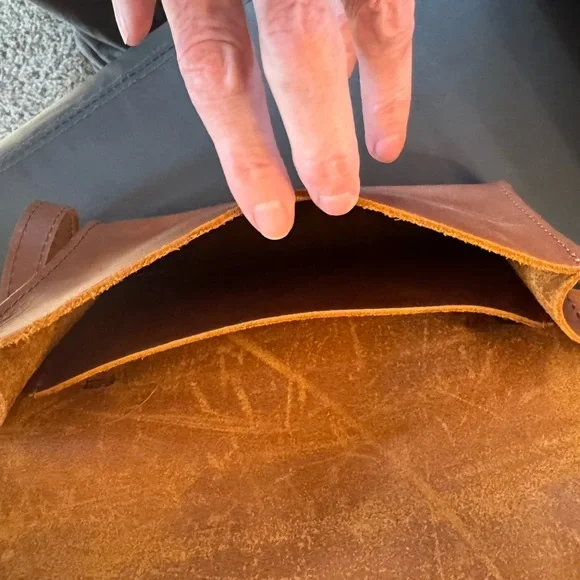 Portland Leather Light Brown Belt/ Cross Body Bag - Picture 5 of 5